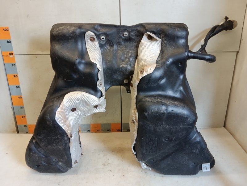 Бак топливный