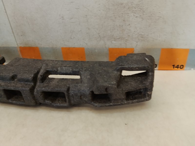 Наполнитель переднего бампера