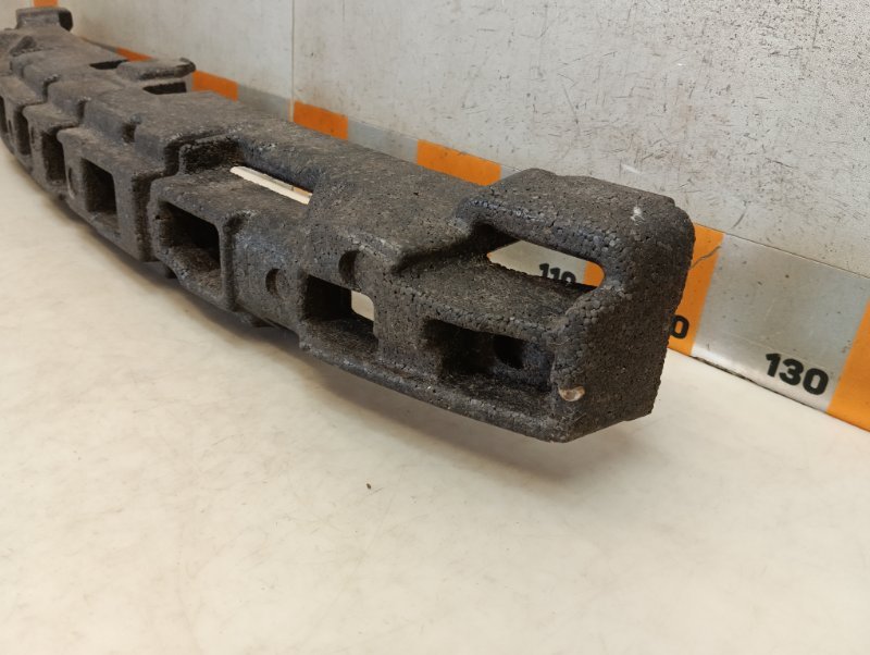 Наполнитель переднего бампера