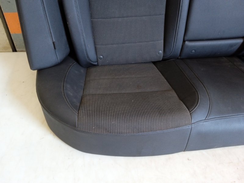 Сиденье салонное