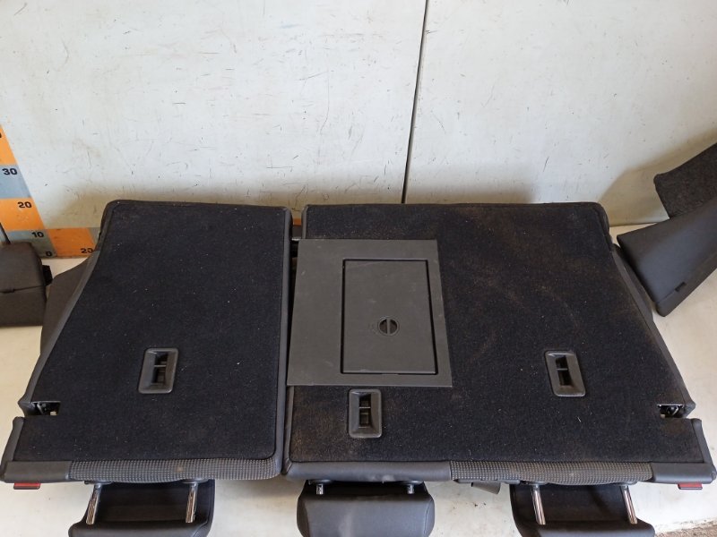 Сиденье салонное