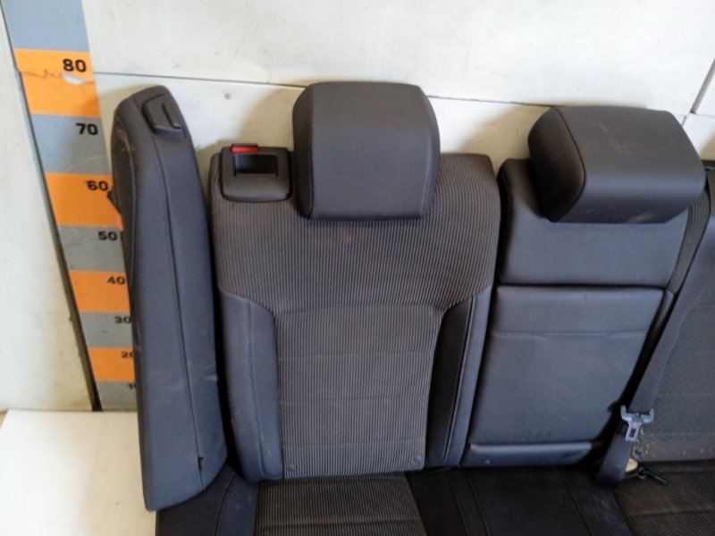 Сиденье салонное