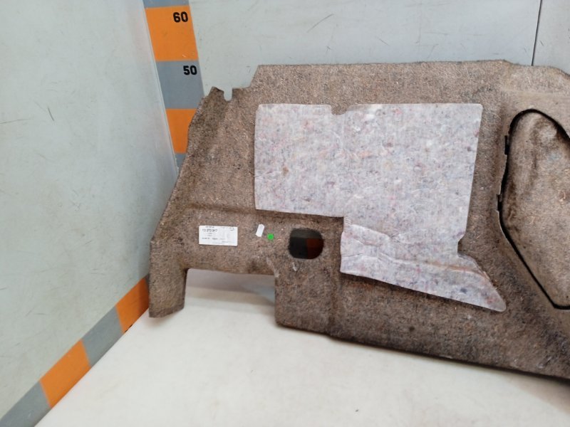 Обшивка багажника