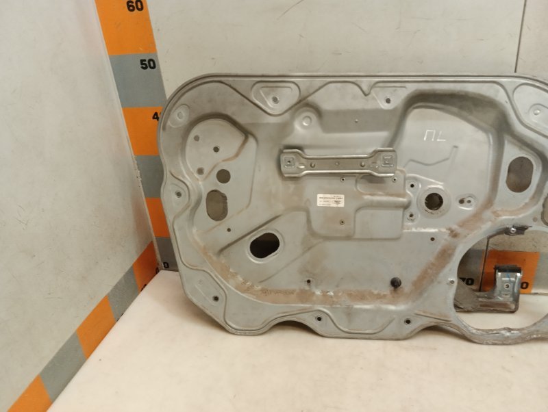 Стеклоподъемник электр. передний левый