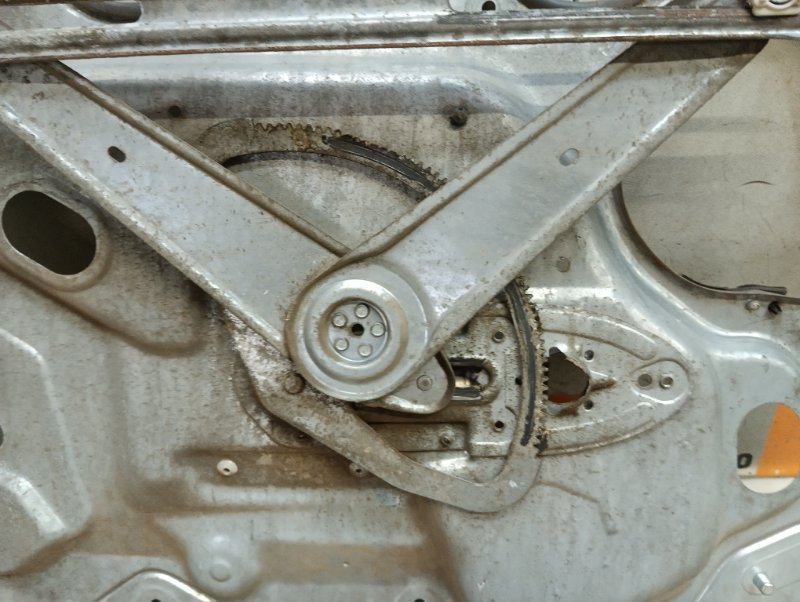 Стеклоподъемник электр. передний левый