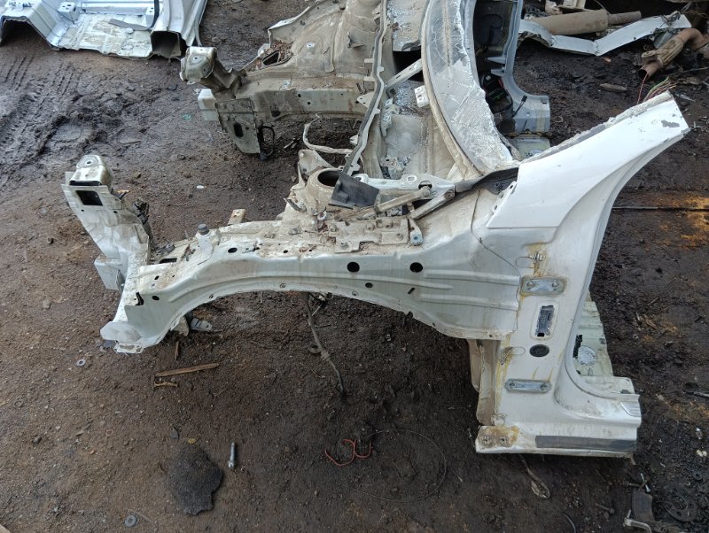 Лонжерон передний левый