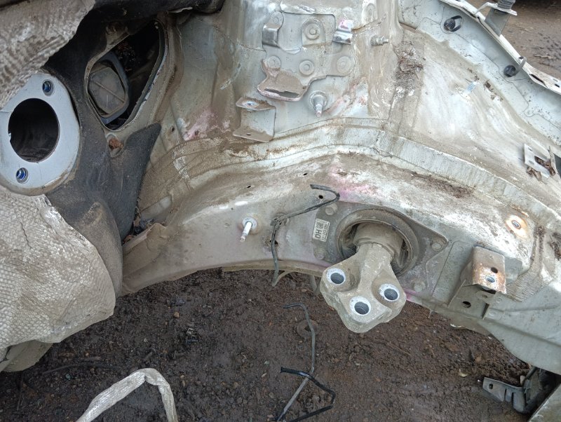 Лонжерон передний левый