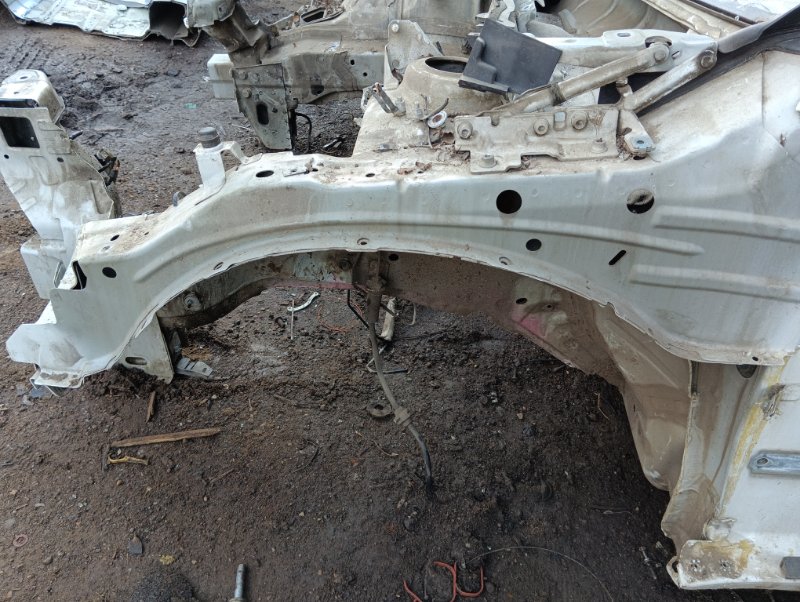 Лонжерон передний левый