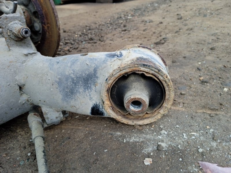 Балка задняя