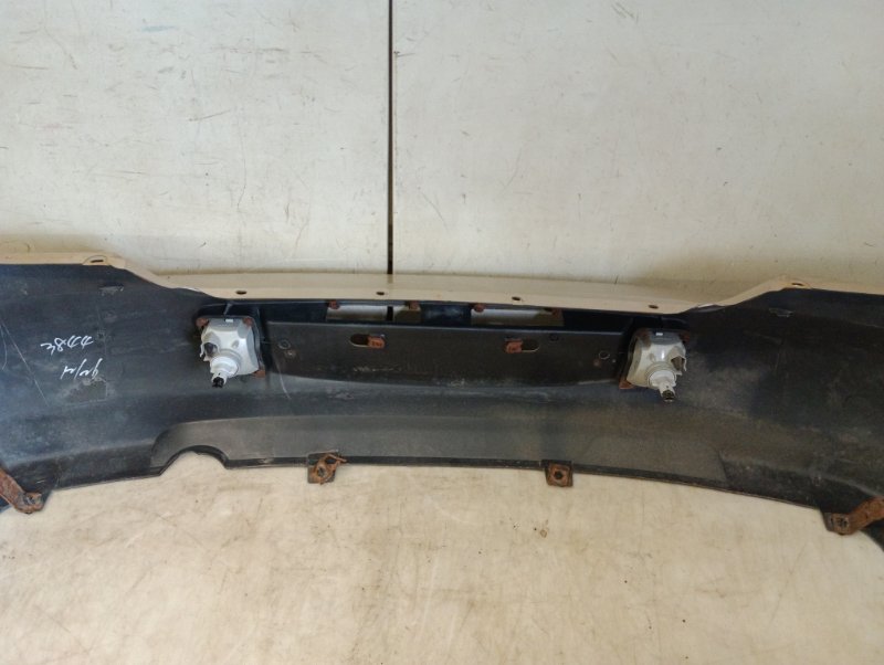 Бампер задний