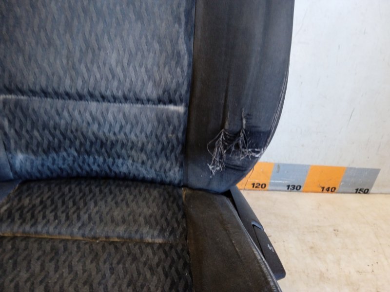 Сиденье переднее левое