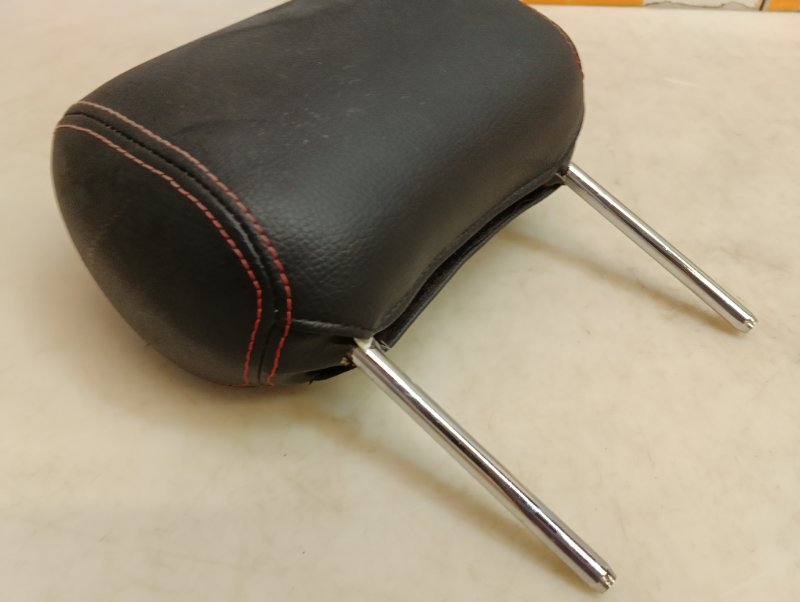 Подголовник сиденья