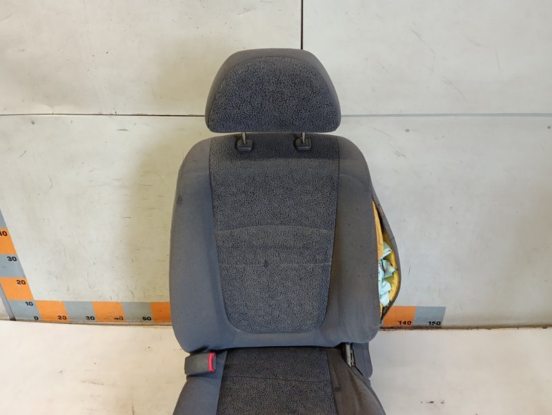 Сиденье переднее левое