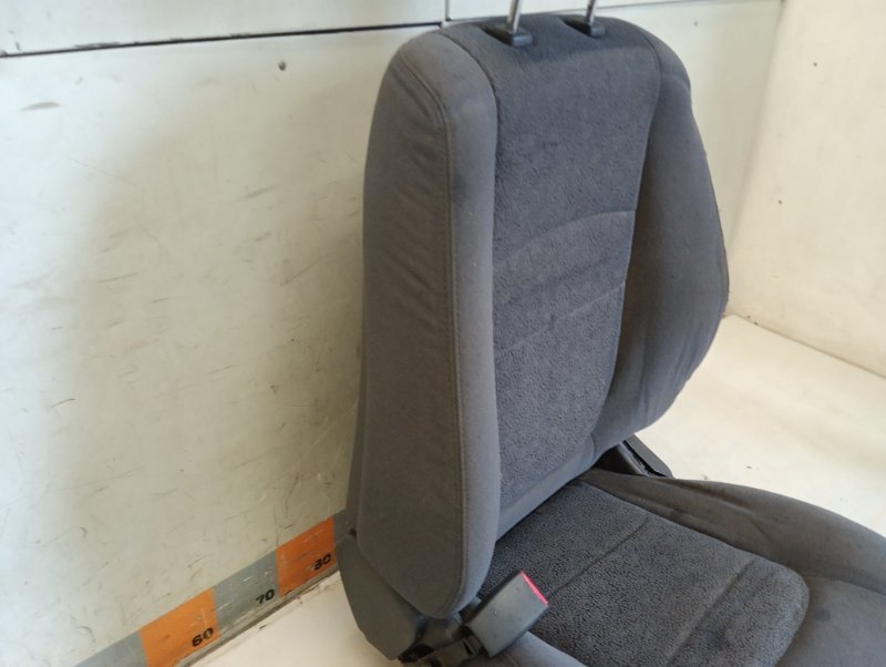 Сиденье переднее левое