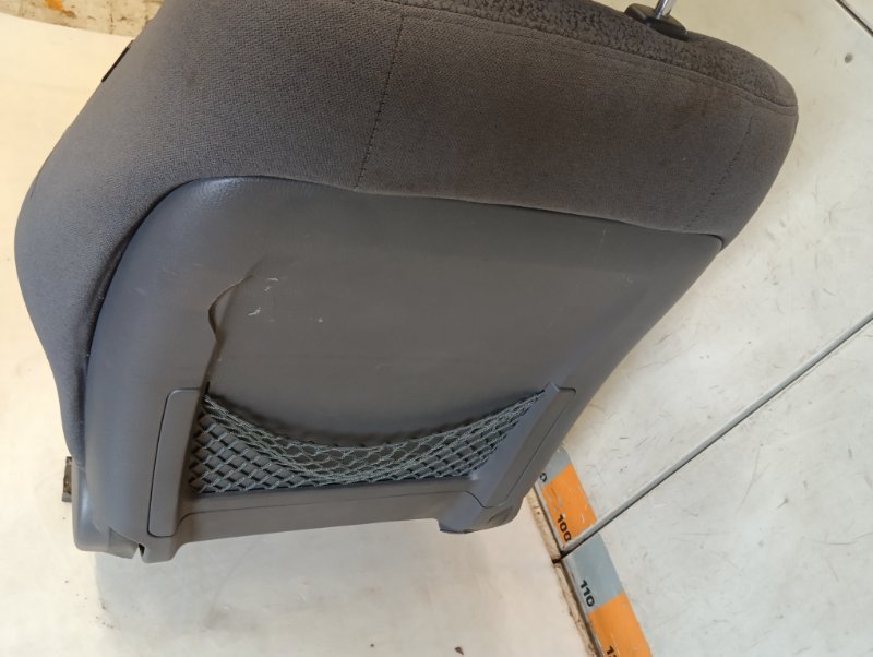 Сиденье переднее левое