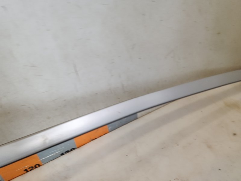 Молдинг крыши левый