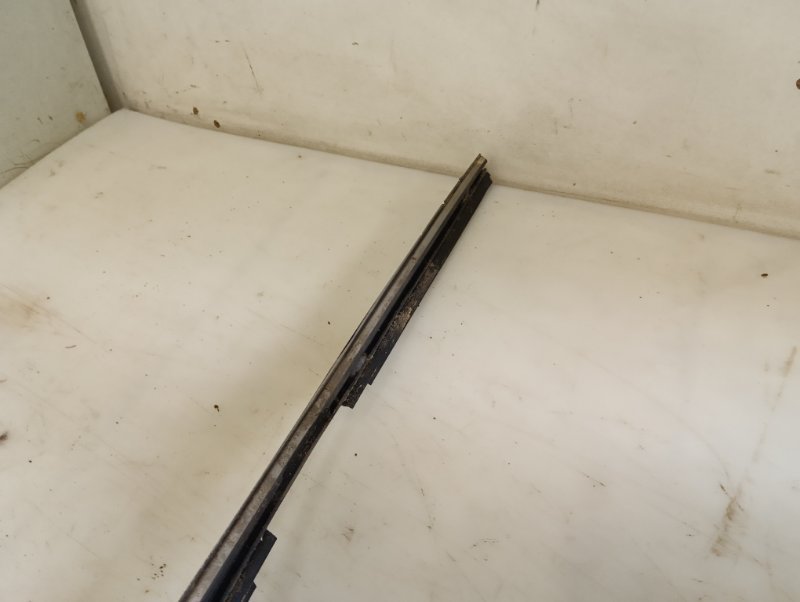 Молдинг крыши левый