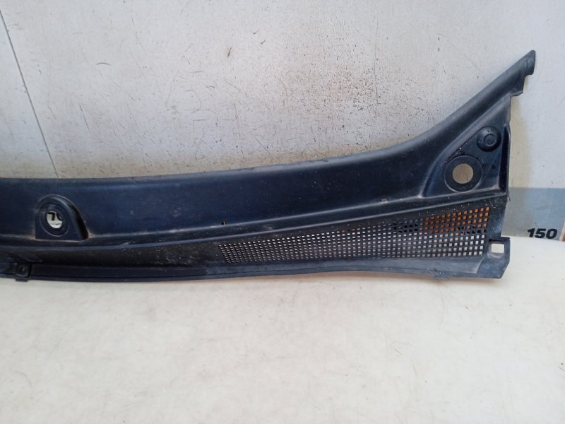 Решетка стеклоочистителей (Жабо)