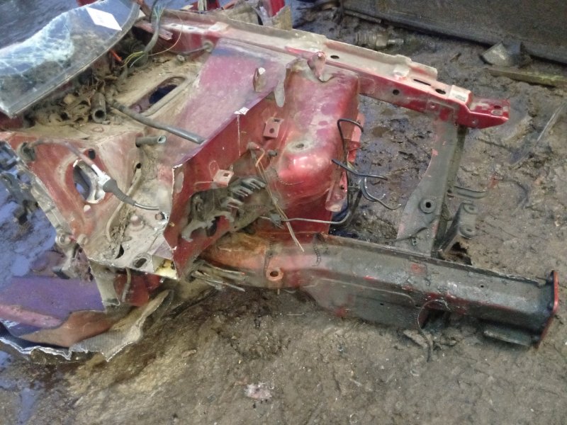 Лонжерон передний левый