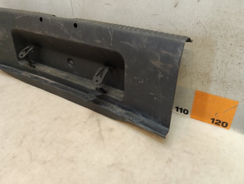 Обшивка багажника