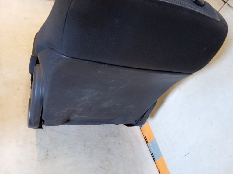 Сиденье переднее правое