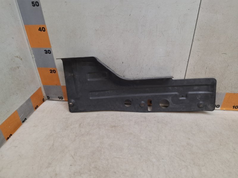 Пыльник двигателя