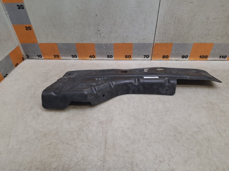 Пыльник двигателя