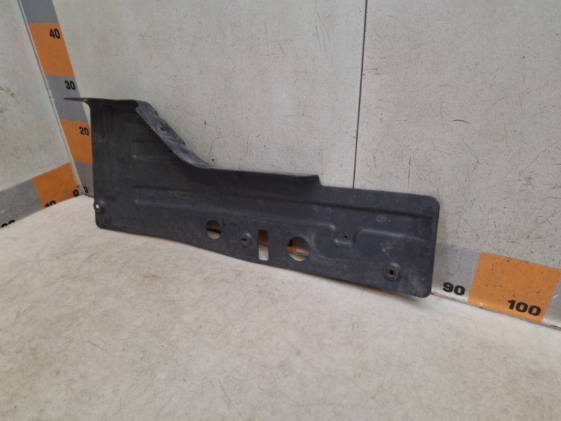 Пыльник двигателя