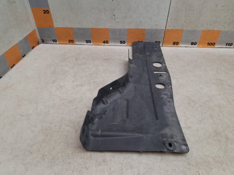 Пыльник двигателя