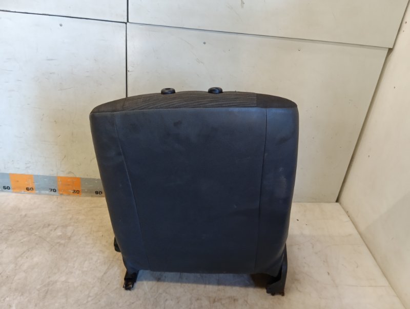 Сиденье переднее правое