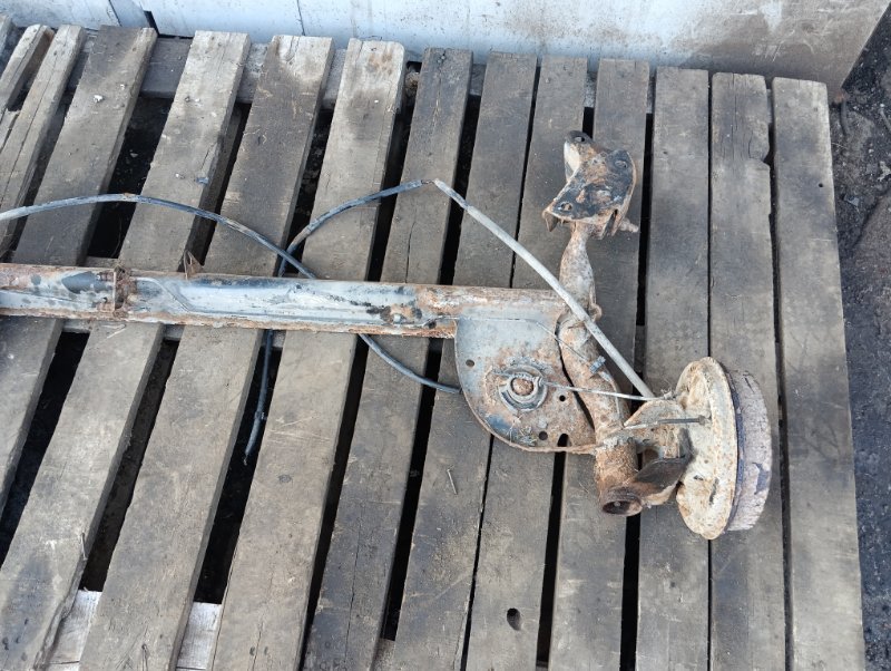 Балка задняя