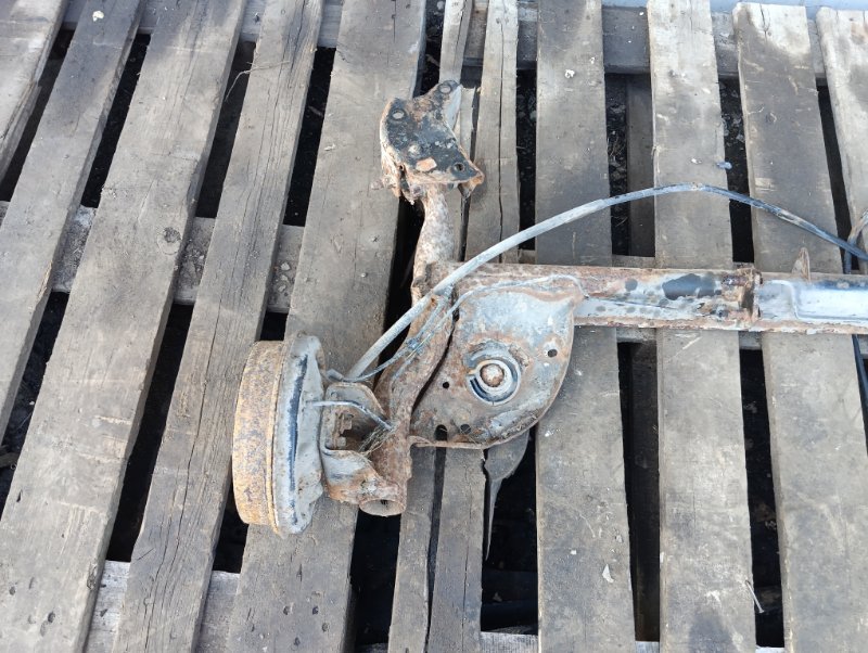 Балка задняя