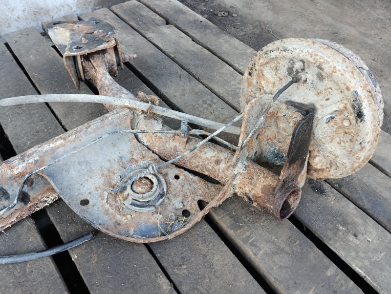 Балка задняя