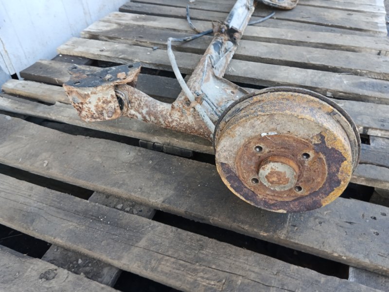 Балка задняя