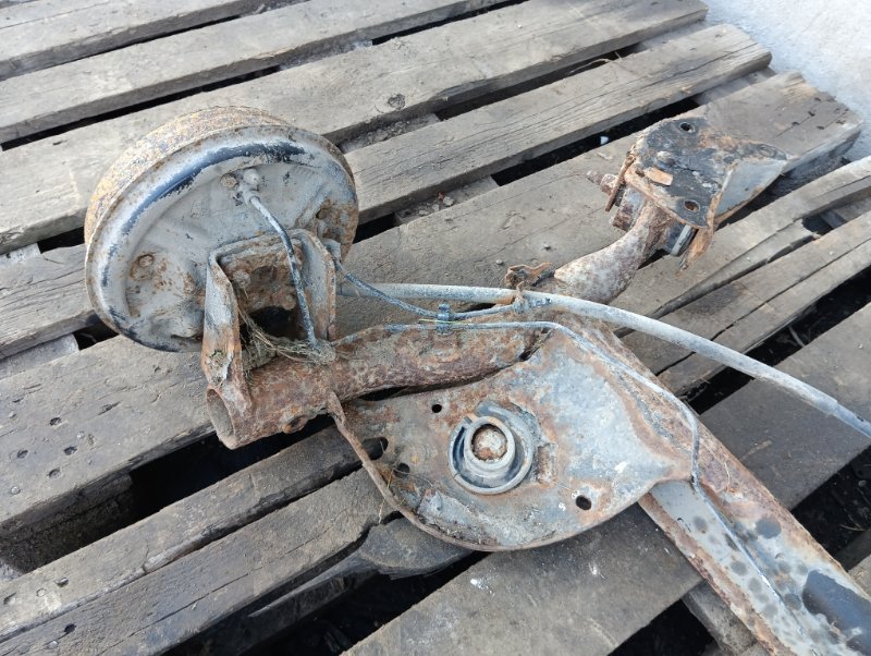 Балка задняя