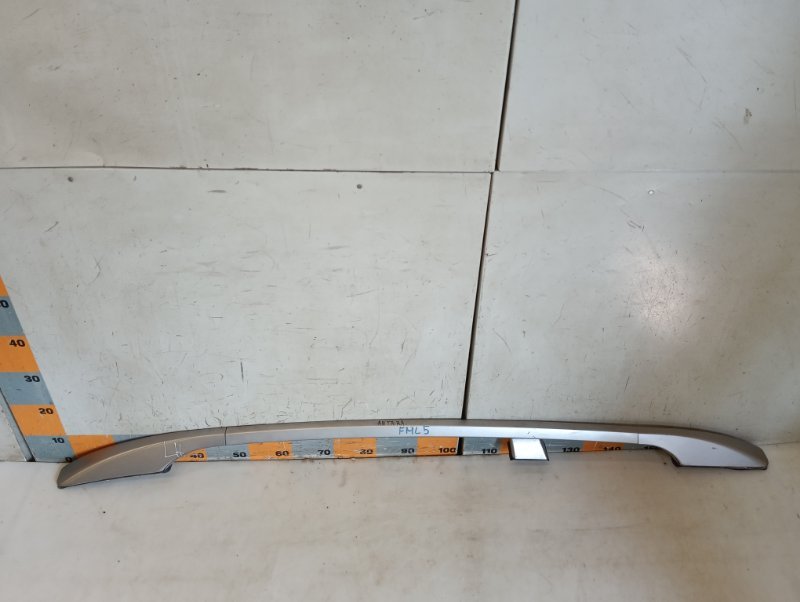 Рейлинг (релинг) левый (планка на крышу)