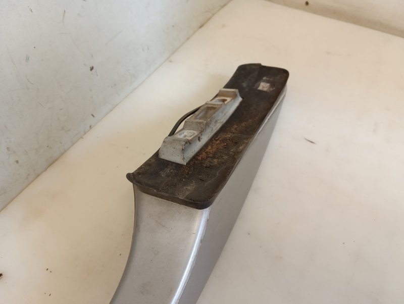 Рейлинг (релинг) левый (планка на крышу)