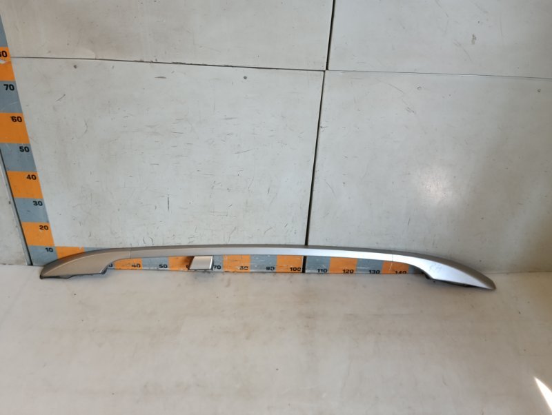 Рейлинг (релинг) правый (планка на крышу)