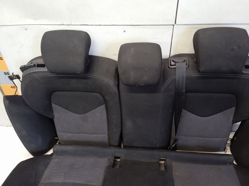 Сиденье салонное