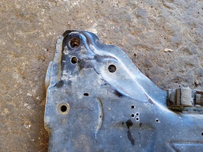 Балка подмоторная