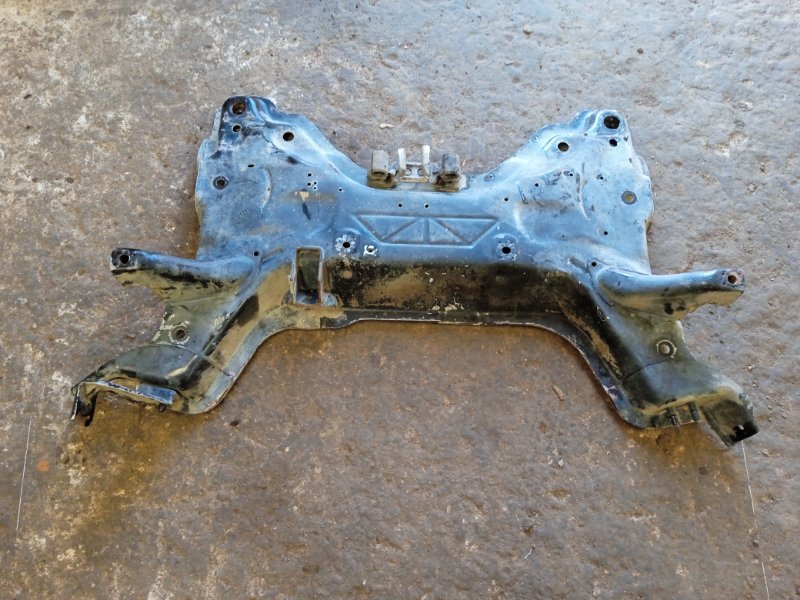 Балка подмоторная