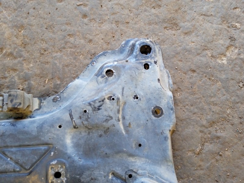 Балка подмоторная