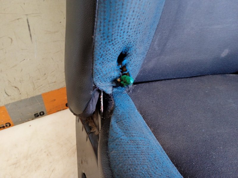 Сиденье переднее правое