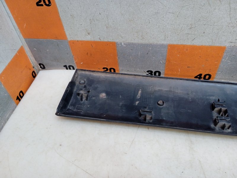 Молдинг двери