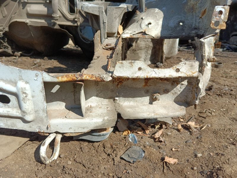 Лонжерон передний левый