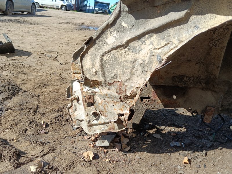 Лонжерон передний левый