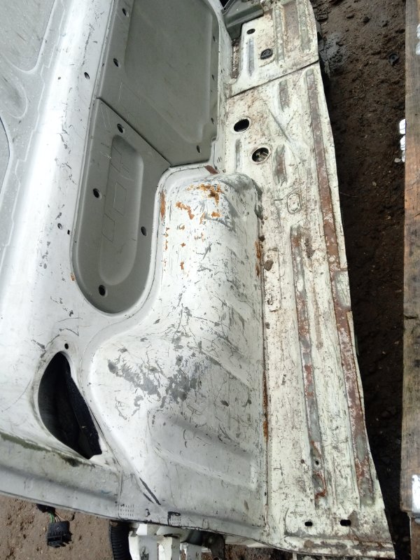 Крыло заднее левое