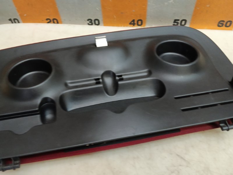 Крышка бардачка