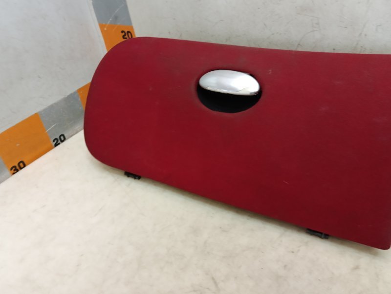 Крышка бардачка