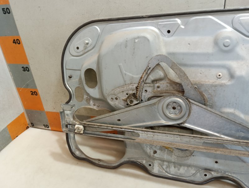 Стеклоподъемник электр. передний левый